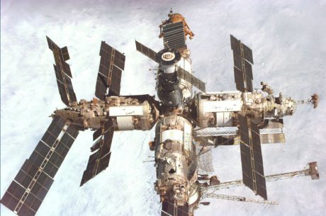 Raumstation Mir während der STS-89 Mission entstanden (Danke an die NASA für die Zuverfügungstellung)